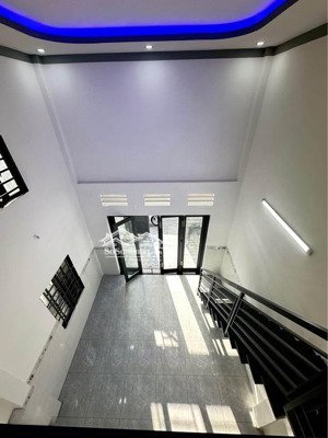 bán đất sẵn nhà 2 mặt tiền vị trí đắc địa đang kinh doanh tạp hóa