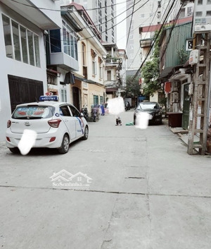 gần bạch mai 45m 7 tầng thang máy chỉ 13.x