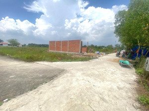 chủ gửi bán miếng đất 1 sẹc đường hùng vương giá rẻ nhất khu vực