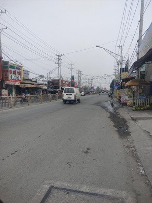 bán lô đất chính chủ 5 x 50m, vừa xây ở trồng rau nuôi gà quá ok. đg thông