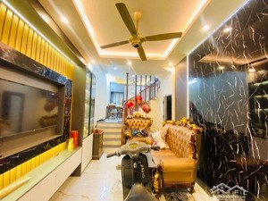 đại kim - mới - lô góc 2 thoáng - chủ tặng nội thất xịn sò. dt: 36.3 m2 - 5 tầng - chỉ 10.8 tỷ