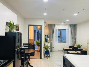 bán gấp căn hộ sổ sẵn, bao thuế phí tặng nội thất, nhà mới toanh cho thuê 5tr/tháng có hồ bơi đẹp