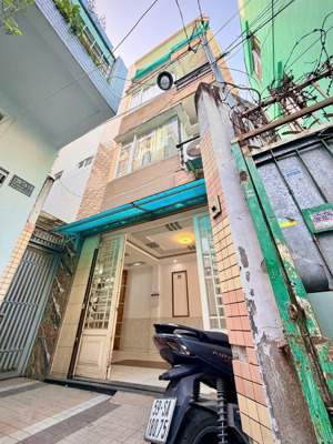 bán nhà đức nhuận trung tâm phú nhuận - 45,4m2 4 tầng - thu nhập 40tr/th - chỉ 7,5 tỷ tl