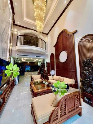 bán nhà mặt phố âu cơ -7 tầng thang máy- diện tích 110m2 giá 39 tỷ