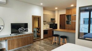 căn hộ studio tách bếp, gần vòng xoay lăng cha cả, quận tân bình