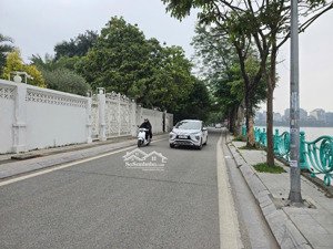 mảnh đất vàng view hồ tây lộng gió ,mặt phố quảng khánh 350m2 mt 12m nhỉnh 400 tỷ tây hồ .