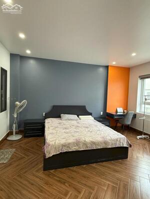 Cho thuê căn hộ cao cấp tách bếp 1 ngủ (35m2) Waterfront City.