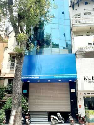 cho thuê nhà mặt phố bà triệu, 200 triệu, 720m2, 12pn, 12wc, giá tốt