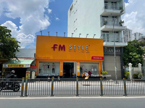 vị trí siêu đẹp - mt luỹ bán bích, tân phú - 12x35m nở hậu 16m - hđt 180 triệu/th - giá 80 tỷ