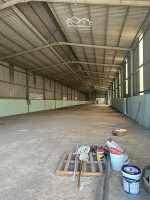 cho thuê nhà xưởng 700m2 ngã tư ga phường thạnh lộc quận 12