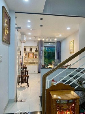 nhà đẹp 60m2 4 tầng btct vượng khí - tài lộc! mới toanh khu vip sát mt xvnt cách q1 100m