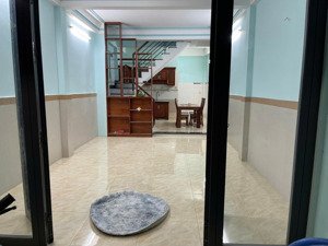 cho thuê nhà hxh đường lê đức thọ p6 ngay chợ an nhơn