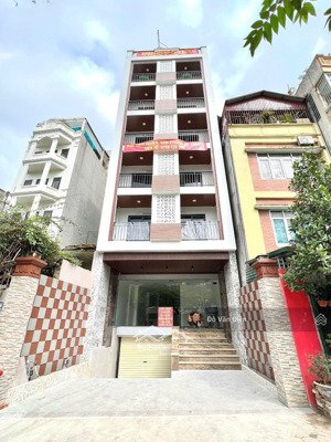 cho thuê nhà mặt phố văn cao 100m x 5 tầng mặt tiền 8m , thang máy , pccc đầy đủ