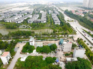 chủ cần bán gấp ô dv lại yên 72m2 không lỗi gì cả. lh e nhé