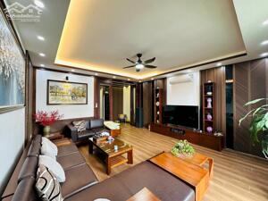 NHÀ PHÂN LÔ- DT 60M- MT 5M- VỈA HÈ- Ô TÔ TRÁNH- NGÕ THÔNG- KINH DOANH- PHỐ NGUYỄN CHÁNH.