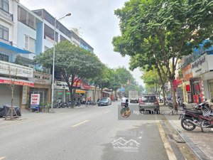 bán gấp nhà mặt phố văn phú, 22,9 tỷ, 77m2, hà đông, hn, mặt đường 20m, kinh doanh đẳng cấp