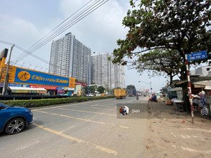 bán 210m2(7x30) ngay chợ vĩnh phú đối diện chung cư rivana, cách ql13 chỉ 50m