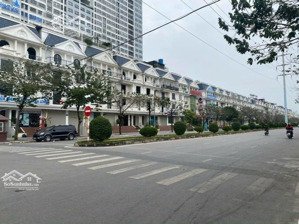 cho thuê biệt thự liền kề đường số 23 kđt thành phố giao lưu dt: 120m2 x 3 tầng 1,2,3 - giá 45tr/th