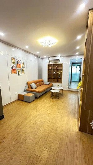 cực hiếm cực đẹp căn hộ tt mặt phố thái thịnh trung tâm đống đa - giá chỉ 3,69 tỷ