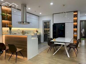 Bán gấp căn hộ chung cư N03T8 Ngoại Giao Đoàn – DT 75m2 ( 2PN) – Giá chỉ 7,9 tỷ.