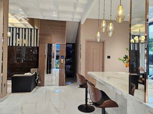 biệt thự phú mỹ hưng nhà đẹp nội thất mới giá tốt