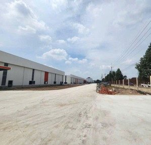 cbo thuê xưởng 25000m2, 50000m2. giá thuê 100k/m2. trong khu công nghiệp bình dương, hồ chí minh