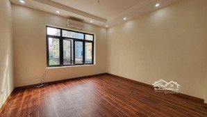 khu đô thị định công - phân lô ô tô tránh, vỉ hè, kd sầm uất. diện tích 35m x 5 tầng. mt4.5m. giá13