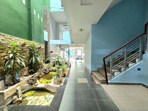 gđ cần bán nhà mặt tiền 7 cầm bá thước đường phan đang lưu pn 5x21m hậu 5.5m cn140m2 4 tầng 24.9 tỷ