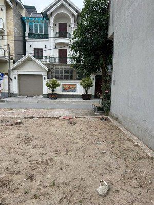 bán đất đẹp xuất sắc tại vũ văn cẩn, bần yên nhân, mỹ hào, hưng yên 6,6 tỷ, 83 m2