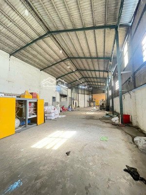 cho thuê kho 650m2 trần đại nghĩa, giá 30 tr