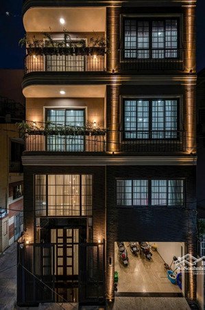 giảm 1tỷ bán gấp nhà căn góc 2mt hẻm xe hơi 174 trần bình trọng q5 dt(7x11m) 5 tầng 17.9tỷ