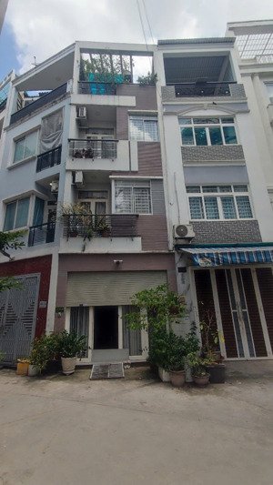 bán nhà mới đẹp full nội thất hẻm xe hơi gần mt nguyễn tri phương q10 (4x14m) 4 tầng 10.9tỷ