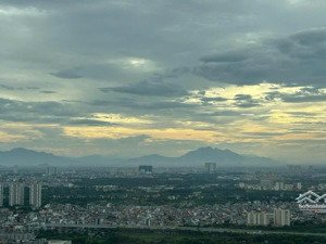 em cho thuê căn 2 phòng ngủ siêu rộng ngoại giao đoàn, sẵn dọn vào đón tết