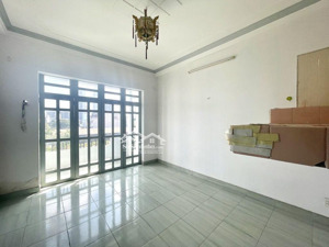 bán nhà 2d khu nam hùng vương kế trường lê tấn bê 80m2, 7.5 tỷ, 4 tầng, 6pn, bình tân