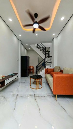 nhà đẹp 1 trệt 1 lầu full nội thất đường bình qưới, bình thạnh