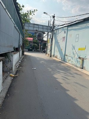 120m2 thổ cư,hẻm xe hơi, xây dựng tự do, lô nhì 50m ra lê văn lương gần 3 trường đh