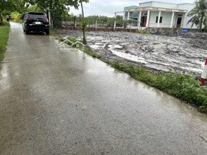 959m2 có 694m2 thổ cư, mặt tiền ngang 20m, đường xe hơi tận nơi, mặt tiền liên ấp 2 - 3, nhà bè