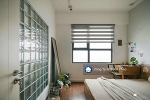 cho thuê căn 1 ngủ 2 ban công, view hồ tại dcapitale. giá 17tr/tháng. full nội thất