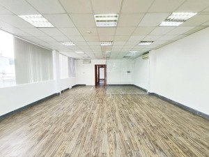 chỉ còn duy nhất 1 sàn văn phòng 55m2 giá siêu rẻ tại phố lê văn thiêm - thanh xuân