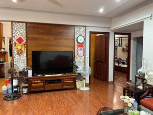 cơ hội hiếm! cần tiền cho con đi du học nên bán căn chung cư p3 kđt việt hưng chỉ với 6tỉ hơn