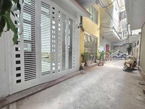 bán nhà ngọc lâm - 33m2 - 5t - thoáng - hiếm - 5p sang trung tâm - nhỉnh 7 tỷ thương lượng