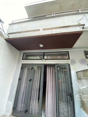 bán nhà quận 6 - 2 tầng vị trí đẹp- cách hẻm xe tải 30m