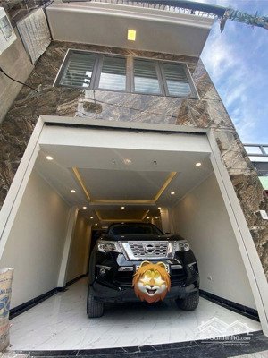 phúc lợi long biên - nhà dòng tiền có thang máy gara 7 chỗ - dt 46 m2 - mt 4 m2 giá : 10 tỷ