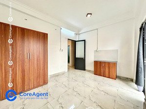 chdv trang bị đủ nội thất - có balcon thoáng mát giá rẻ gần ngã tư bốn xã