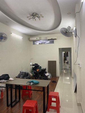 nhà nguyên căn dt 90m2, trệt lầu 4pn 2wc, hxh tô hiến thành q10, làm kho, văn phòng, đa ngành