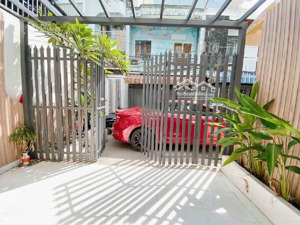 siêu phẩm ở ngay - hxh ngay quang trung gò vấp - 5 tầng - ngang 4.5m - nhà 2 mặt hẻm cực thoáng