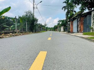 bán nhanh hơn 2000m2 vườn bưởi đang thu hoạch tại trừ văn thố tphcm