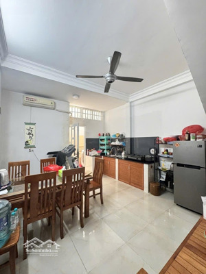 bán nhà đường số 53 2 tầng 5.2 tỷ diện tích xây dựng 110.3m2