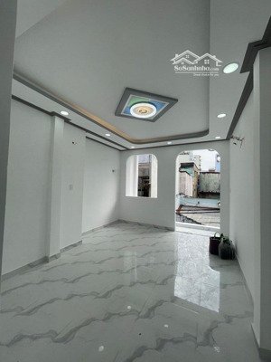 quận 6,nhà đẹp ở ngay,3 tầng,4pn,hẻm thông, chợ bình tiên - phạm văn chí - võ văn kiệt giá 5,9 tỷ