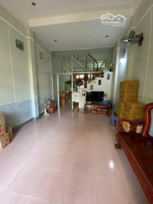 bán nhà 2 lầu mặt tiền đường số phước bình, gần chợ . khu sầm uất